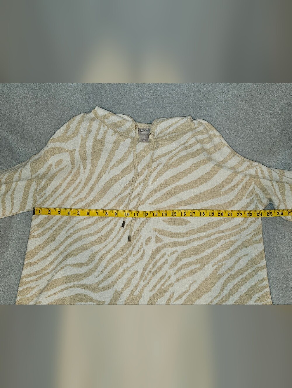 Chico's Zenergy Women's Size 3 (XL) Cream Zebra-Stripe Knit Hoodie Sweater NWOT - Picture 6 of 10